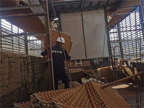 閉式冷卻塔為什么不停補水(閉式冷卻塔一直補水解決方法)(閉式冷卻塔為