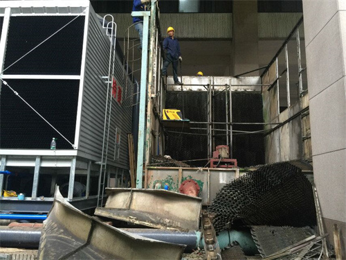 閉式冷卻塔的塔體結(jié)構(gòu)和重要部件有哪些組成？,閉式冷卻塔